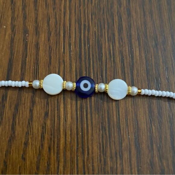 Beaded Evil Eye Bracelet - Picture 2 of 4